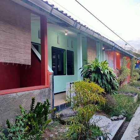 Hotel Dirgantara Parakan  Exteriér fotografie