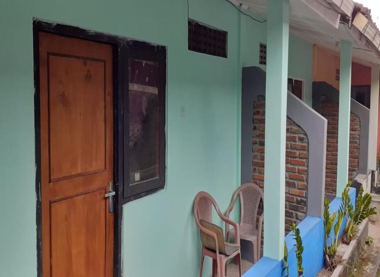 Hotel Dirgantara Parakan  Exteriér fotografie